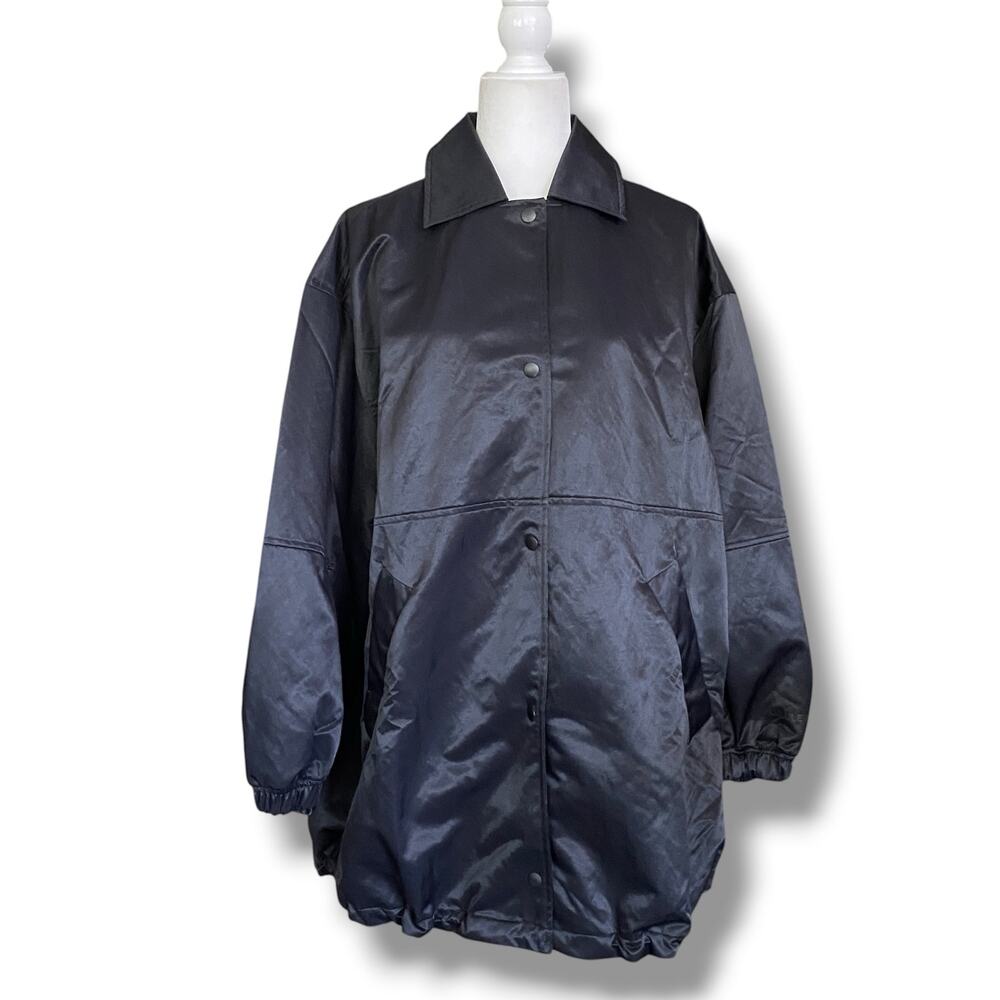 Lululemon Coachs Jacket Sz S Black Windbreaker Raincoat VERY Oversized Fit